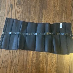 Small waist trainer in black
